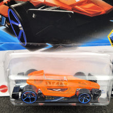 Load image into Gallery viewer, Hot Wheels 2025 Arrow Dynamic Clear Orange #64 X-Raycers 5/10 New Long Card