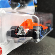 Load image into Gallery viewer, Hot Wheels 2025 Arrow Dynamic Clear Orange #64 X-Raycers 5/10 New Long Card