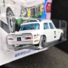 Load image into Gallery viewer, Hot Wheels 2025 Alfa Romeo Giulia Ti Super White #195 Compact Kings 7/10 New