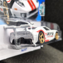 Load image into Gallery viewer, Hot Wheels 2025 Ford GT White #159 HW Modified 4/5 New