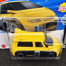Load image into Gallery viewer, Hot Wheels 2025 Renault Espace F1 Yellow #172 HW Modified 5/5 New