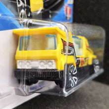 Load image into Gallery viewer, Hot Wheels 2025 Rapid Pulse Yellow #137 HW First Response 5/5 New Long Card