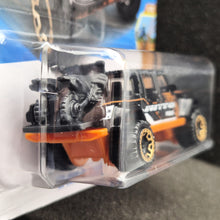 Load image into Gallery viewer, Hot Wheels 2025 '20 Jeep Gladiator Black #130 HW Dirt 6/10 New Long Card