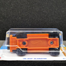 Load image into Gallery viewer, Hot Wheels 2025 '20 Jeep Gladiator Black #130 HW Dirt 6/10 New Long Card