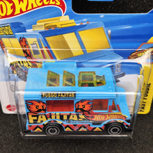 Load image into Gallery viewer, Hot Wheels 2025 Quick Bite Light Blue #149 Fast Foodie 3/5 New