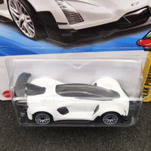 Load image into Gallery viewer, Hot Wheels 2025 Czinger 21C White #192 Peak Pursuit 1/10 New Long Card