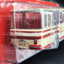 Load image into Gallery viewer, IXO Hachette 1969 MAN 535 HO Bavarian Touring Coach "Der Langenhettenbacher" 1:43 Model