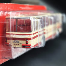 Load image into Gallery viewer, IXO Hachette 1969 MAN 535 HO Bavarian Touring Coach "Der Langenhettenbacher" 1:43 Model