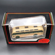 Load image into Gallery viewer, Exclusive First Editions 1965 Bristol MW Coach - Lincolnshire #16206 1:76 Die Cast Model