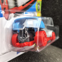 Load image into Gallery viewer, Hot Wheels 2025 Quick Chat Silver #216 Experimotors 9/10 New Long Card