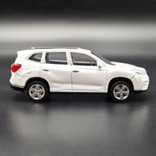 Load image into Gallery viewer, Explorafind 2023 Subaru Forester e-Boxer Hybrid 1:43 Die Cast Model