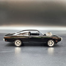 Load image into Gallery viewer, Explorafind 1969 Dodge Charger 500 Black 1:32 Die Cast Car