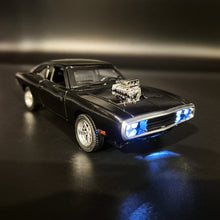 Load image into Gallery viewer, Explorafind 1969 Dodge Charger 500 Black 1:32 Die Cast Car