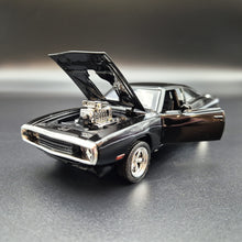 Load image into Gallery viewer, Explorafind 1969 Dodge Charger 500 Black 1:32 Die Cast Car