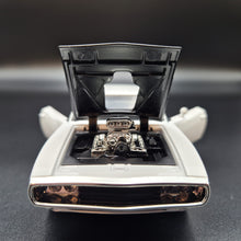 Load image into Gallery viewer, Explorafind 1969 Dodge Charger 500 White 1:32 Die Cast Car