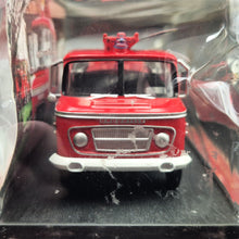 Load image into Gallery viewer, Amercom 1970 Citroën Drouville FPT Pump-and-Tank Fire Tender France 1:57 Die Cast Model