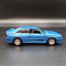 Load image into Gallery viewer, Explorafind 1982 Audi Quattro Blue 1:36 Die Cast Car