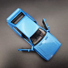 Load image into Gallery viewer, Explorafind 1982 Audi Quattro Blue 1:36 Die Cast Car