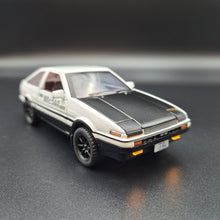 Load image into Gallery viewer, Explorafind 1986 Toyota Trueno AE86 "Initial D" White 1:32 Die Cast Car