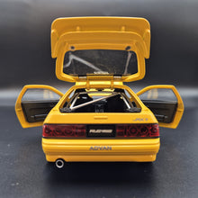 Load image into Gallery viewer, Explorafind 1989 Mazda RX-7 Yellow 1:24 Die Cast Car