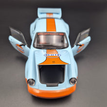 Load image into Gallery viewer, Explorafind 1994 Porsche 964 Turbo Carrera RS Gulf Blue 1:24 Die Cast Car