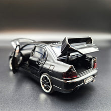 Load image into Gallery viewer, Explorafind 2007 Mitsubishi EVO IX Black 1:32 Die Cast Car