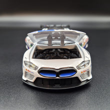 Load image into Gallery viewer, Explorafind 2018 BMW M8 GTE #82 2018-19 FIA WEC Race Car White 1:32 Die Cast Car