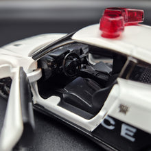 Load image into Gallery viewer, Explorafind 2018 Nissan GT-R Police Car White/Black 1:32 Die Cast Car