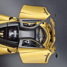 Load image into Gallery viewer, Explorafind 2018 Pagani Huayra Gold 1:24 Die Cast Car