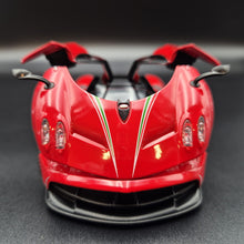 Load image into Gallery viewer, Explorafind 2018 Pagani Huayra Red 1:32 Die Cast Car