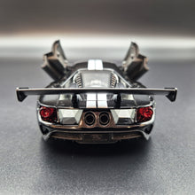 Load image into Gallery viewer, Explorafind 2019 Ford GT Black 1:32 Die Cast Car