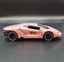 Load image into Gallery viewer, Explorafind 2019 Lamborghini Centenario LP770-4 Pink 1:32 Die Cast Car