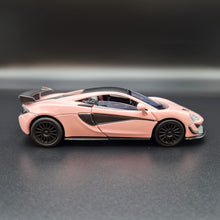 Load image into Gallery viewer, Explorafind 2019 McLaren 570S GT4 Pink 1:32 Die Cast Car