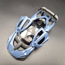 Load image into Gallery viewer, Explorafind 2019 McLaren Senna Blue/Grey 1:32 Die Cast Car