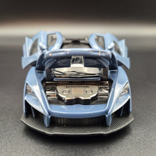 Load image into Gallery viewer, Explorafind 2019 McLaren Senna Blue/Grey 1:32 Die Cast Car