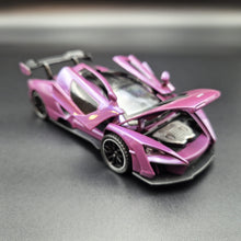Load image into Gallery viewer, Explorafind 2019 McLaren Senna Purple 1:32 Die Cast Car