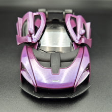 Load image into Gallery viewer, Explorafind 2019 McLaren Senna Purple 1:32 Die Cast Car
