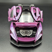 Load image into Gallery viewer, Explorafind 2019 McLaren Senna Purple 1:32 Die Cast Car