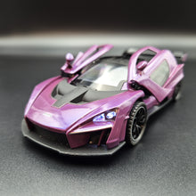 Load image into Gallery viewer, Explorafind 2019 McLaren Senna Purple 1:32 Die Cast Car