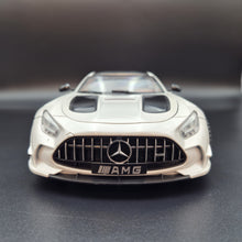 Load image into Gallery viewer, Explorafind 2019 Mercedes-AMG GT White 1:18 Die Cast Car
