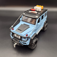 Load image into Gallery viewer, Explorafind 2019 Mercedes-Benz G550 4x4 Squared Sky Blue 1:24 Die Cast SUV