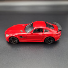 Load image into Gallery viewer, Explorafind 2019 Mercedes-Benz GT Red 1:32 Die Cast Car