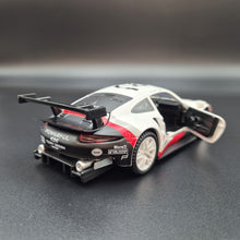 Load image into Gallery viewer, Explorafind 2019 Porsche 911 RSR White 1:32 Die Cast Race Car