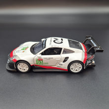 Load image into Gallery viewer, Explorafind 2019 Porsche 911 RSR White 1:32 Die Cast Race Car