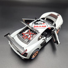 Load image into Gallery viewer, Explorafind 2020 Audi R8 V10 Matte Light Grey 1:24 Die Cast Car