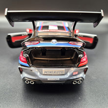 Load image into Gallery viewer, Explorafind 2020 BMW M8 GTE Black 1:24 Die Cast Car