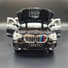 Load image into Gallery viewer, Explorafind 2020 BMW X5 Black 1:24 Die Cast Car