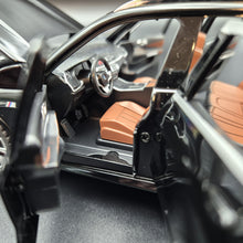 Load image into Gallery viewer, Explorafind 2020 BMW X5 Black 1:24 Die Cast Car