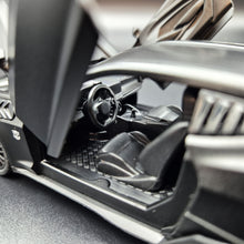Load image into Gallery viewer, Explorafind 2020 Chevrolet Camaro ZL1 Matte Black 1:32 Die Cast Car