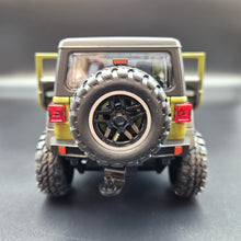 Load image into Gallery viewer, Explorafind 2020 Jeep Wrangler Rubicon Green 1:20 Die Cast Car